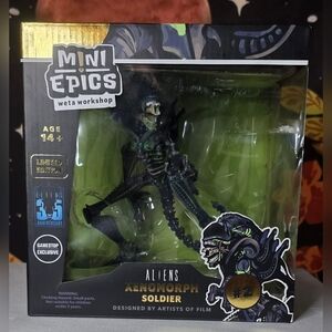 Limited Edition Mini Epics Aliens Xenomorph Soldier Figure